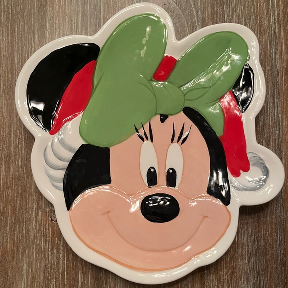 SET OF (2) DISNEY MINNIE & MICKEY CERAMIC PLATES/PLATTERS - Picture 6 of 6